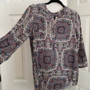 Cute printed blouse/top